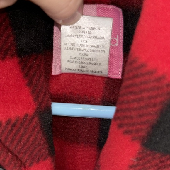 EUC goodlad one size red & black shoulder cover with color plaid look 36” seam - Picture 6 of 8